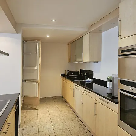 Aramis Ground Floor Apartment *